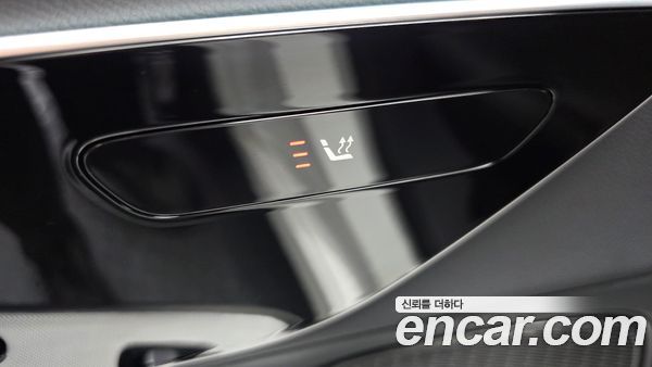 Mercedes-Benz E-Class 2024, фото 31