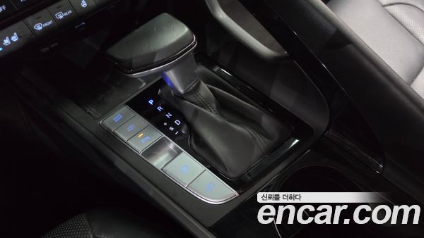 Hyundai Elantra 2021, фото 12