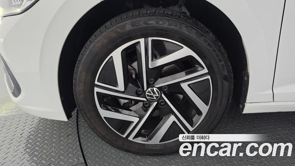 Volkswagen Jetta 2024, фото 5