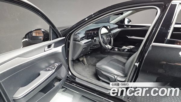 Kia K5 2025, фото 10