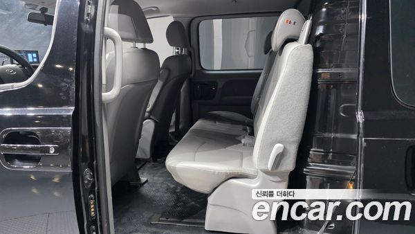 Hyundai Grand Starex 2021, фото 12