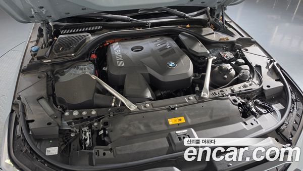 BMW 5 Series 2024, фото 6