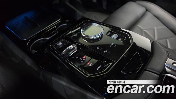 BMW 5 Series 2024, фото 12