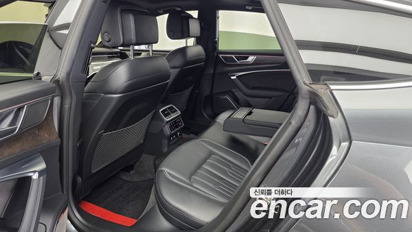 Audi A7 2020, фото 16