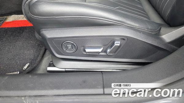 Audi A7 2020, фото 32