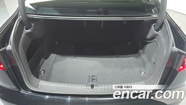 Audi A6 2023, фото 31