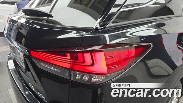 Lexus RX 2021, фото 9
