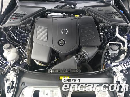 Mercedes-Benz E-Class 2024, фото 6