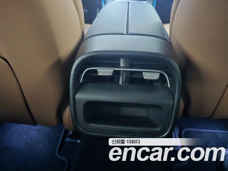 Mercedes-Benz E-Class 2024, фото 15