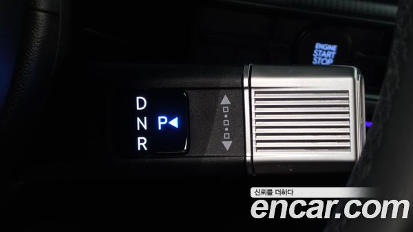 Hyundai Santa Fe 2025, фото 12