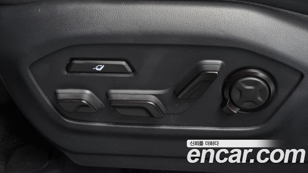 Hyundai Santa Fe 2025, фото 31