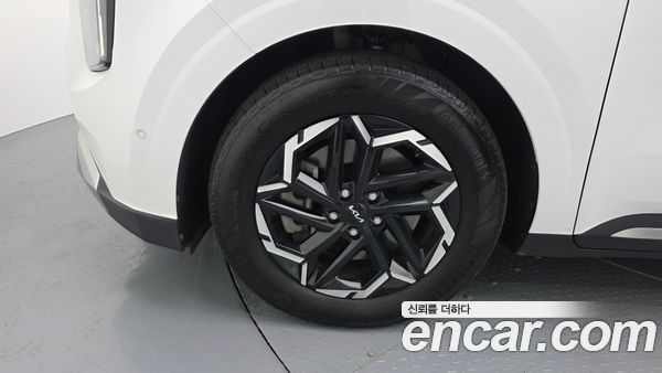 Kia Carnival 2024, фото 5