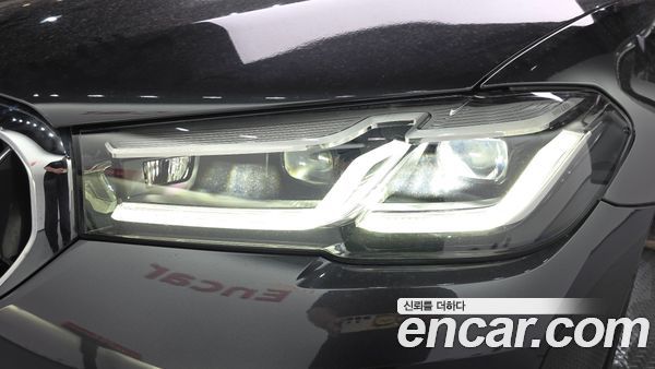 BMW 5 Series 2021, фото 8