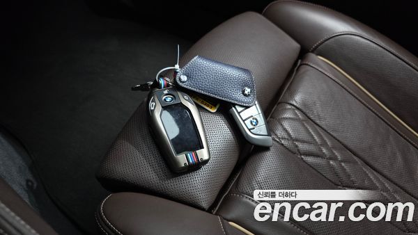 BMW 5 Series 2021, фото 30