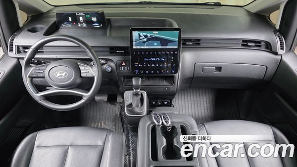 Hyundai Staria 2025, фото 9