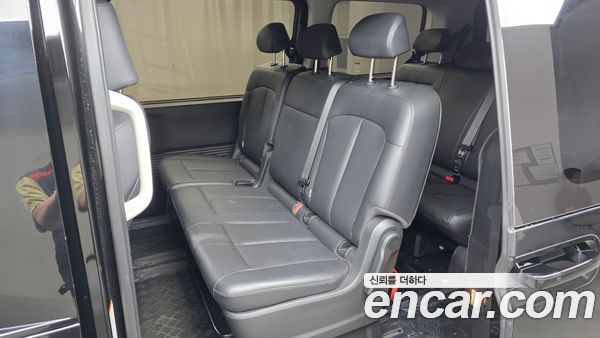 Hyundai Staria 2025, фото 17