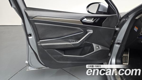 Volkswagen Jetta 2021, фото 30