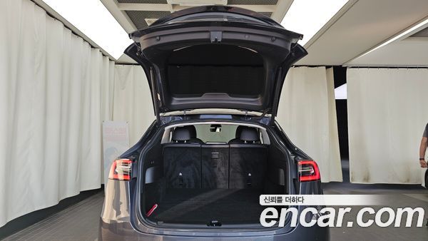 Tesla Model Y 2021, фото 26