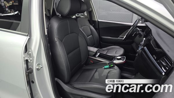 Kia Niro 2023, фото 16