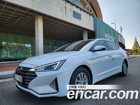 Hyundai Elantra 2020, фото 6