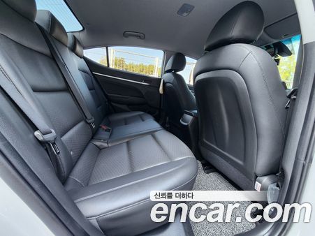 Hyundai Elantra 2020, фото 12