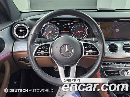 Mercedes-Benz E-Class 2020, фото 13