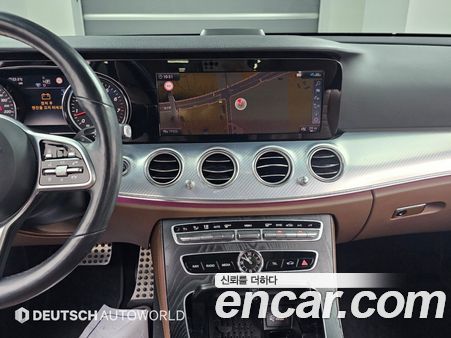 Mercedes-Benz E-Class 2020, фото 14
