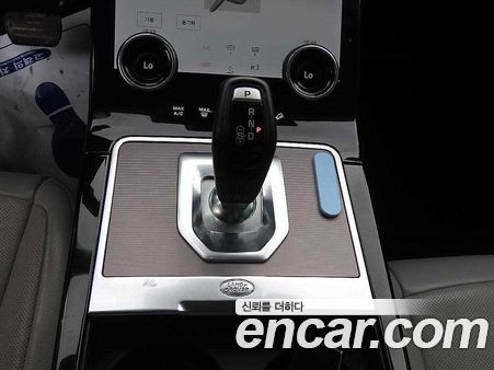 Land Rover Range Rover Evoque 2021, фото 11
