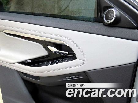 Land Rover Range Rover Evoque 2021, фото 12