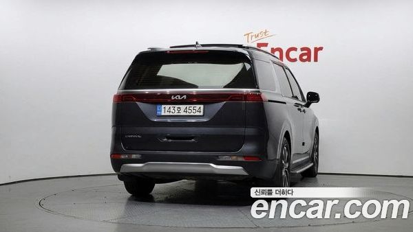 Kia Carnival 2023, фото 4