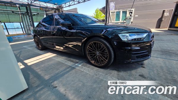 Audi A8 2020, фото 15