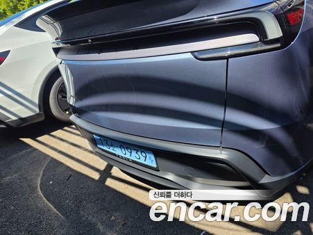 Tesla Model Y 2026, фото 11