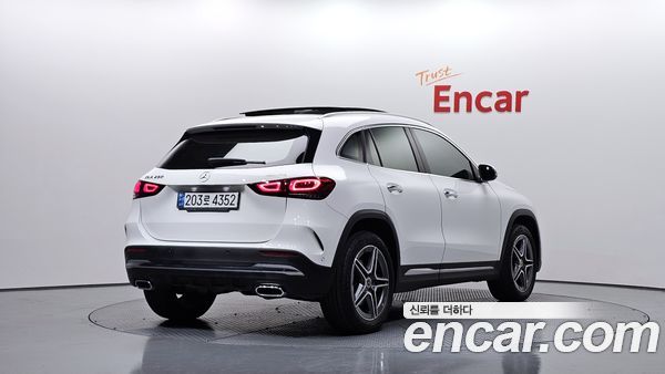 Mercedes-Benz GLA 2022, фото 2
