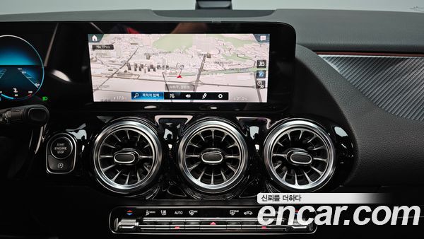 Mercedes-Benz GLA 2022, фото 20