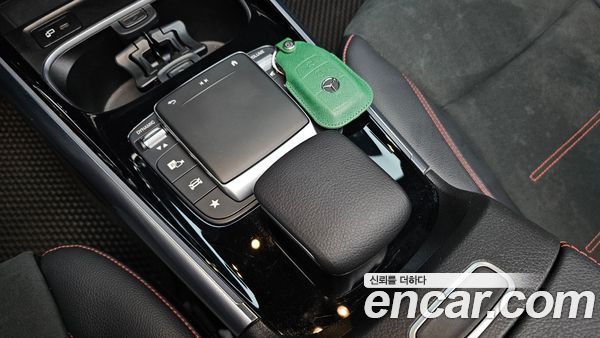 Mercedes-Benz GLA 2022, фото 27