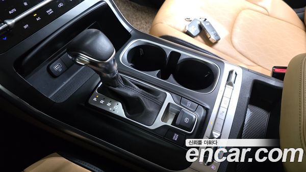 Kia Carnival 2021, фото 9