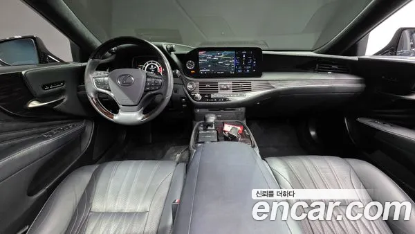 Lexus LS 2021, фото 7