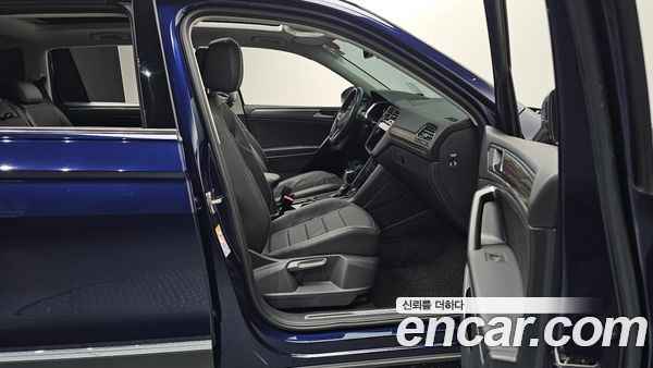 Volkswagen Tiguan 2023, фото 17