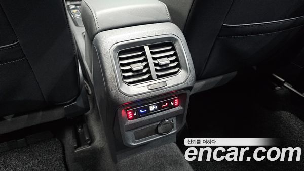 Volkswagen Tiguan 2023, фото 24