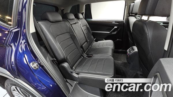 Volkswagen Tiguan 2023, фото 16