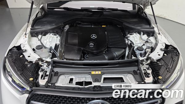 Mercedes-Benz GLC 2024, фото 6