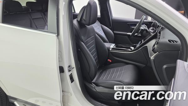 Mercedes-Benz GLC 2024, фото 16