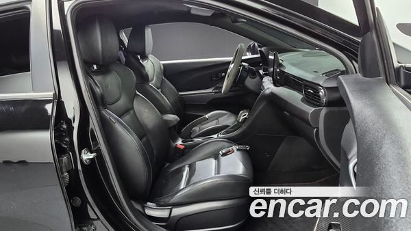 Hyundai Veloster 2021, фото 16
