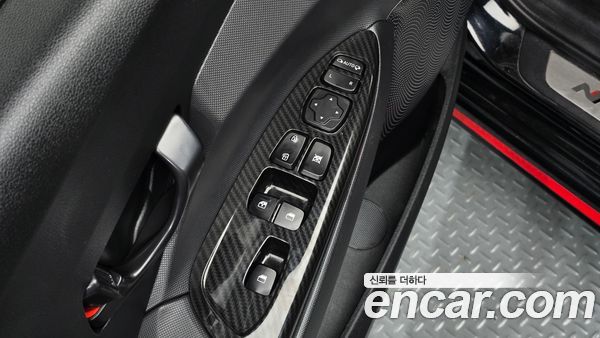 Hyundai Veloster 2021, фото 29
