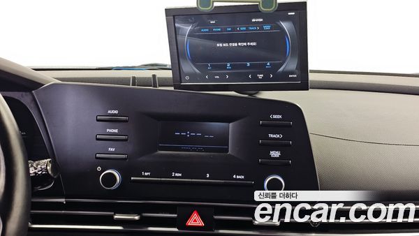 Hyundai Elantra 2021, фото 20