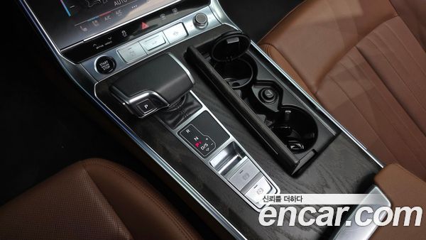 Audi A6 2021, фото 9