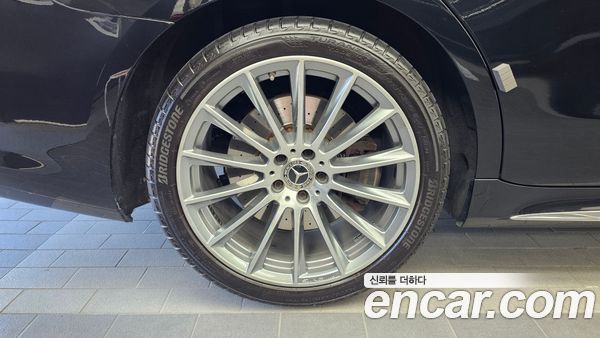 Mercedes-Benz S-Class 2021, фото 5
