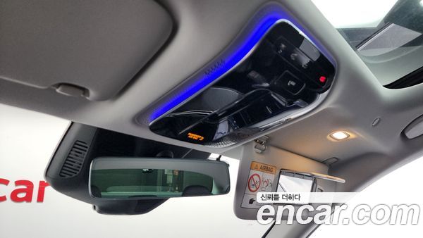Mercedes-Benz E-Class 2025, фото 29