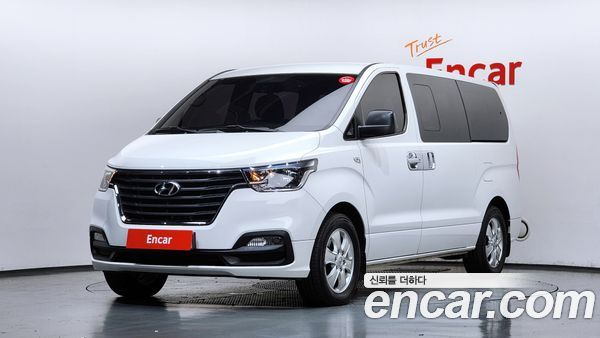 Hyundai Grand Starex 2021