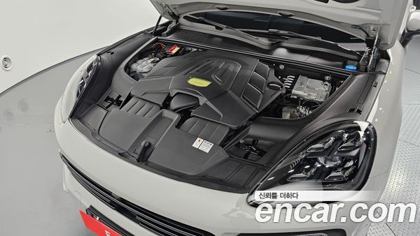 Porsche Cayenne 2022, фото 5